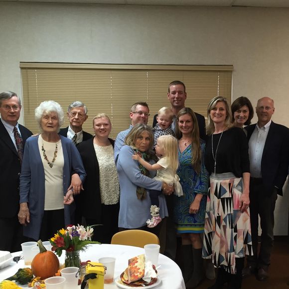 Meet your Posher, Claudia - Picture 1 of 1